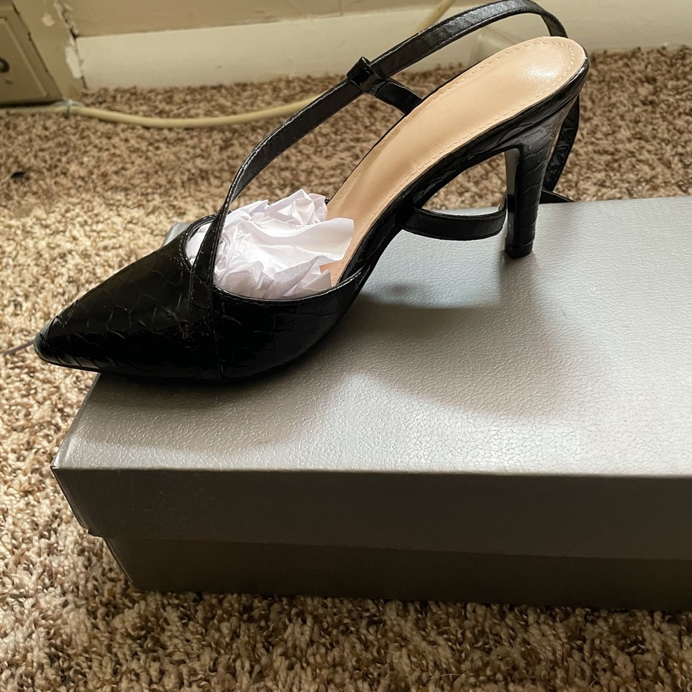 Black kitty heels